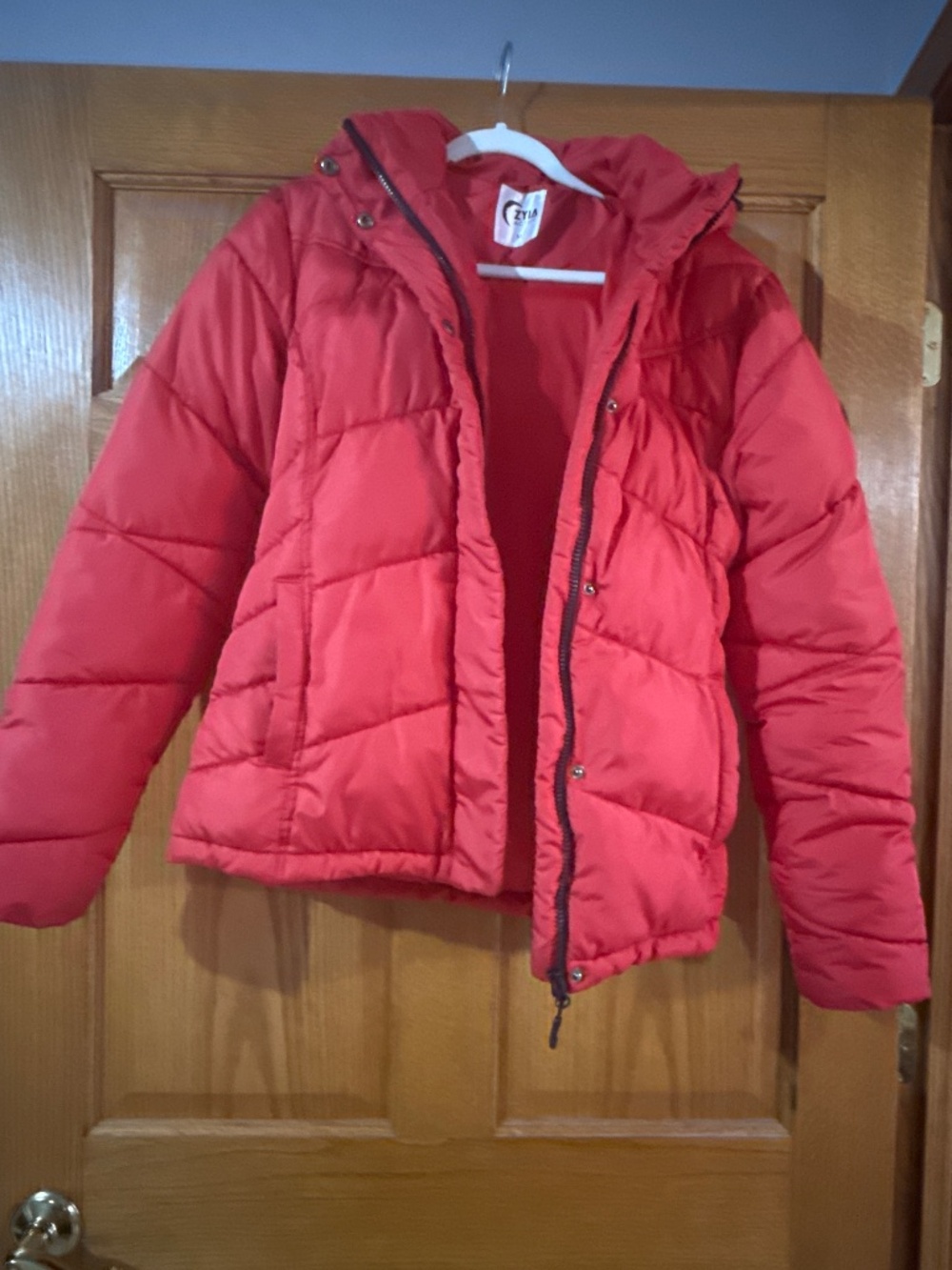 ZYIA Puffer Jacket - Red - Size Medium